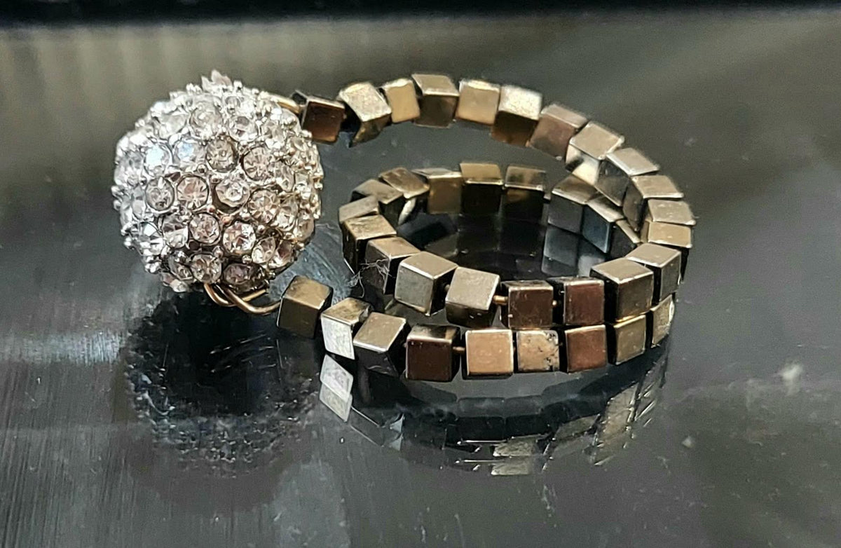 Hematite cube ring with big round bead